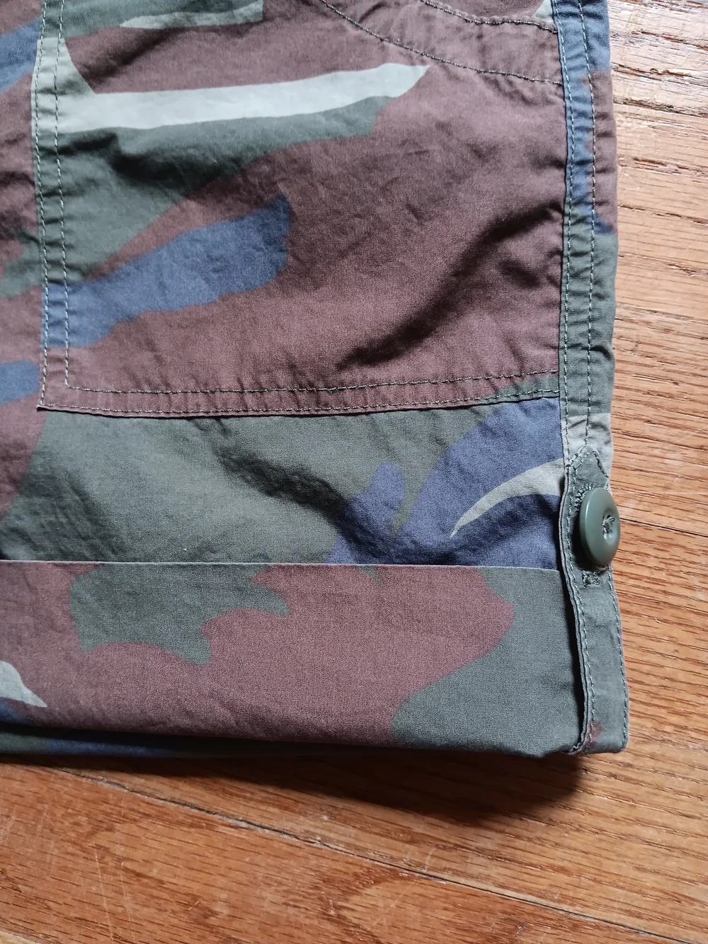 London Jean Women's Green Brown Purple Tan Camo Print Cargo Roll Up Shorts 14